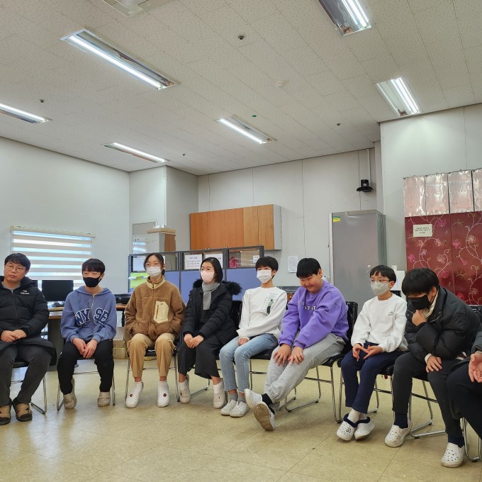 KakaoTalk_20230213_205953174_03.jpg